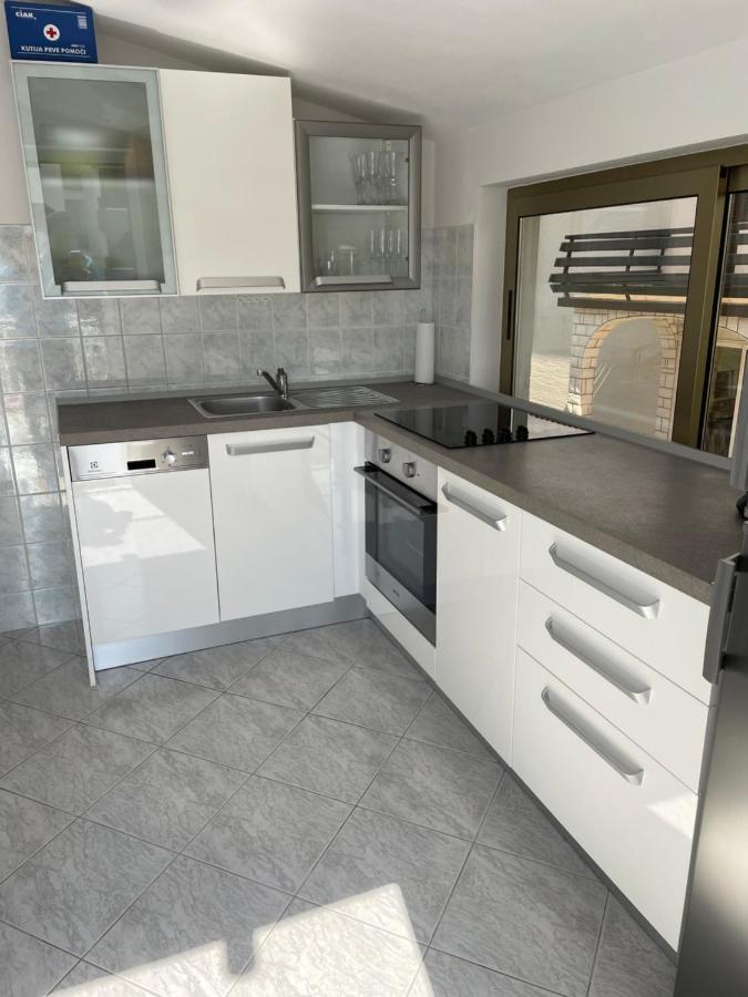 Casa Estancia Apartment Njivice Eksteriør bilde